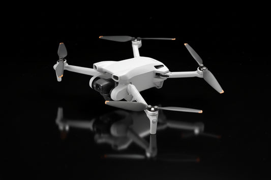 DJI Mini 3 - Drone Caméra 4K HDR Ultra-Léger 249g 38 Min
